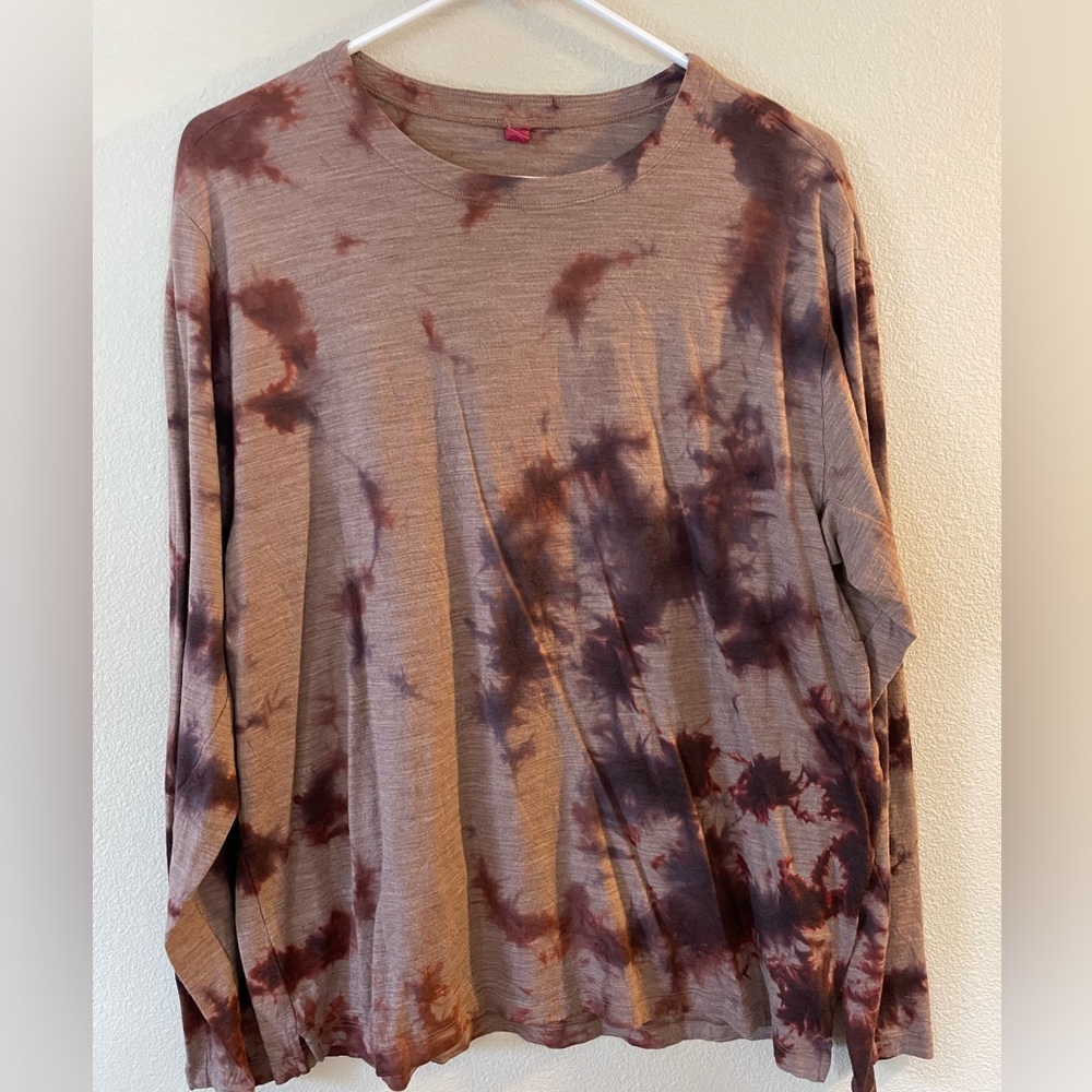 Lululemon Long sleeve (Athletic/Casual) T shirt